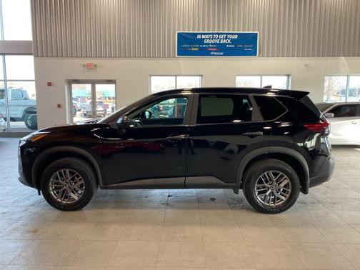 2023 Nissan Rogue S
