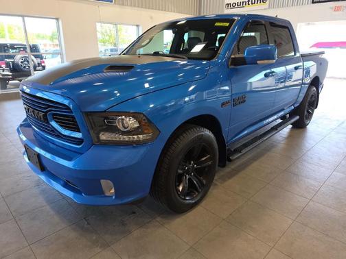Hydro Blue Pearl 2018 RAM 1500 Sport