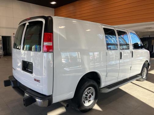 2024 GMC Savana 2500 Work Van