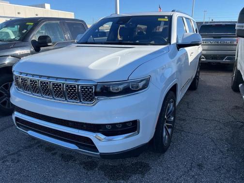2022 Jeep Grand Wagoneer Series III
