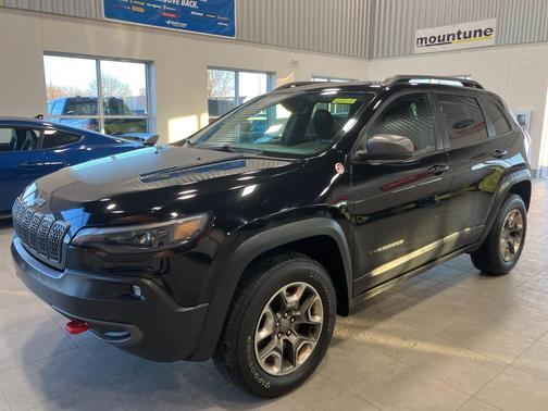 2019 Jeep Cherokee Trailhawk