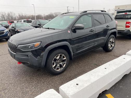 2019 Jeep Cherokee Trailhawk