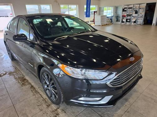 Shadow Black 2018 Ford Fusion Hybrid SE