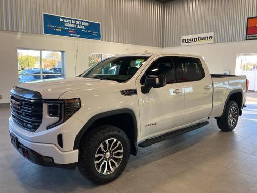 2022 GMC Sierra 1500 AT4