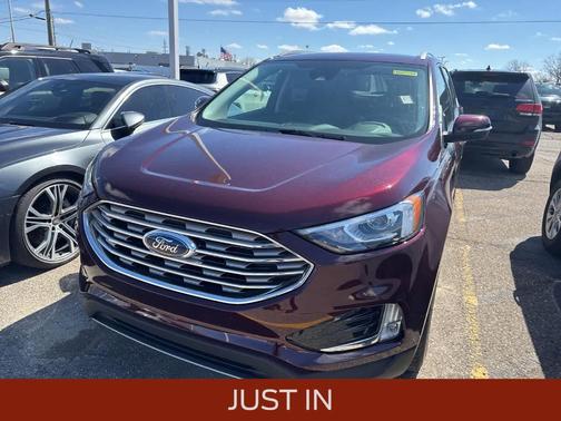 Burgundy Velvet Metallic Tinted Clearcoat 2020 Ford Edge SEL