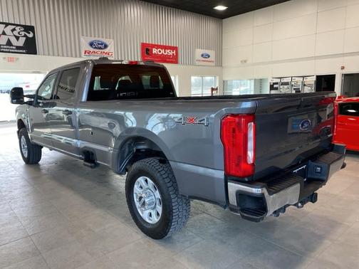 2024 Ford F-350 XLT