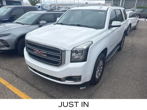 Summit White 2019 GMC Yukon SLE