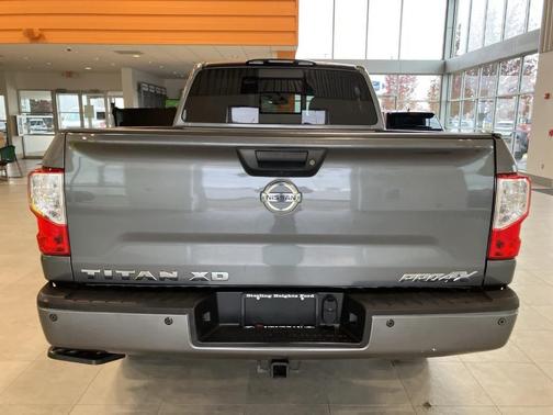 2017 Nissan Titan XD S