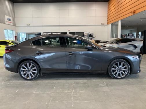 2019 Mazda Mazda3 FWD w/Premium Package