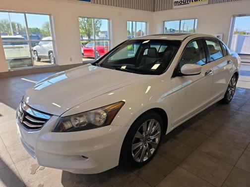 White 2011 Honda Accord