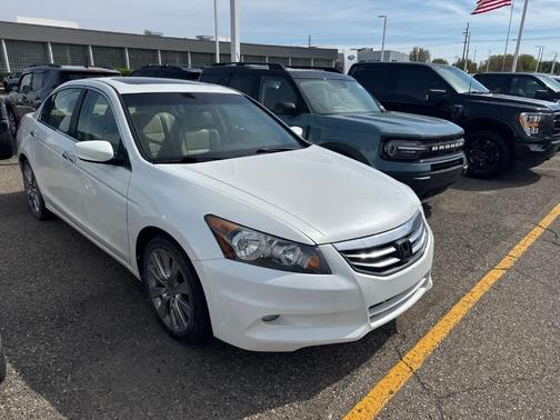 White 2011 Honda Accord