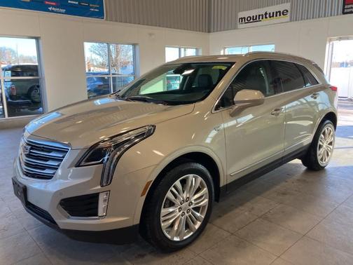 2017 Cadillac XT5 Premium Luxury