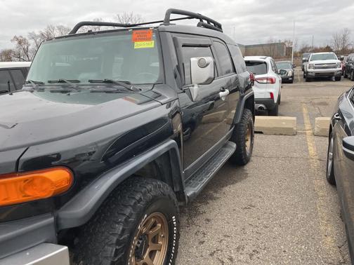 2007 Toyota FJ Cruiser Base (Retail Orders Only) (A5)