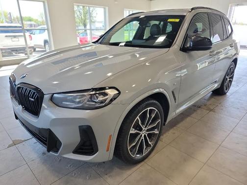 Gray 2022 BMW X3 M40i