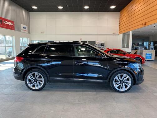 2017 Lincoln MKX Black Label