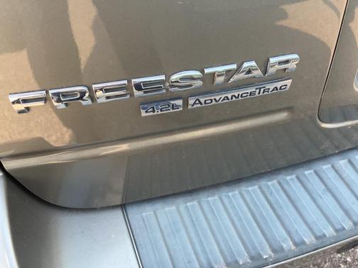 2005 Ford Freestar SEL