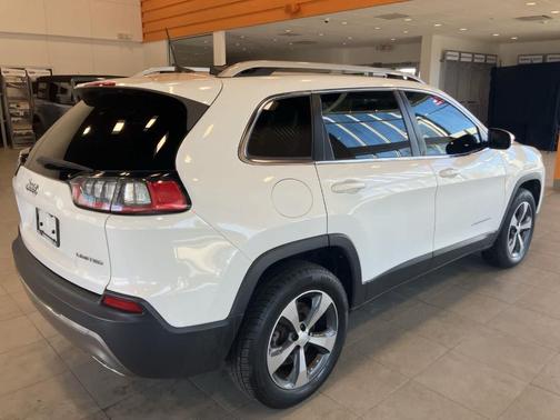 Bright White Clearcoat 2019 Jeep Cherokee Limited