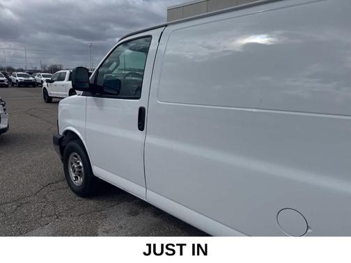 2019 GMC Savana 2500 Work Van