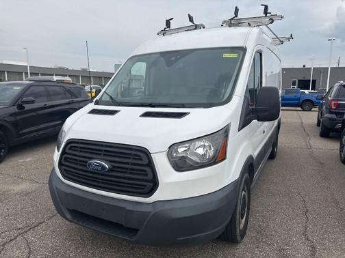 Oxford White 2017 Ford Transit-150 Base