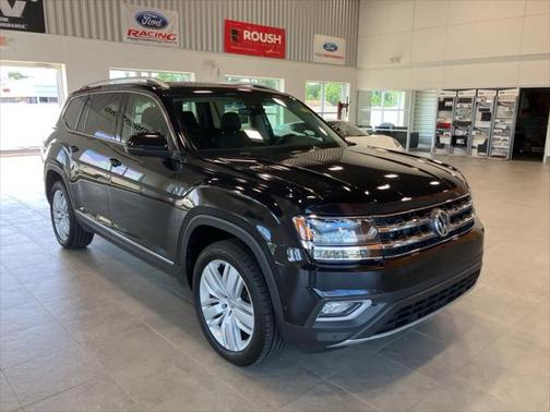 2018 Volkswagen Atlas 3.6L SEL Premium