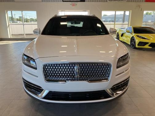 2020 Lincoln Nautilus Reserve