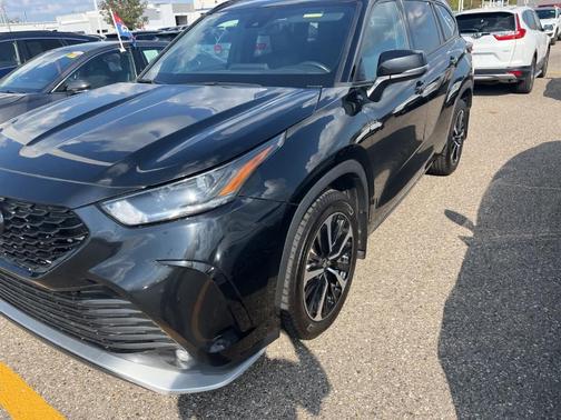 2021 Toyota Highlander XSE