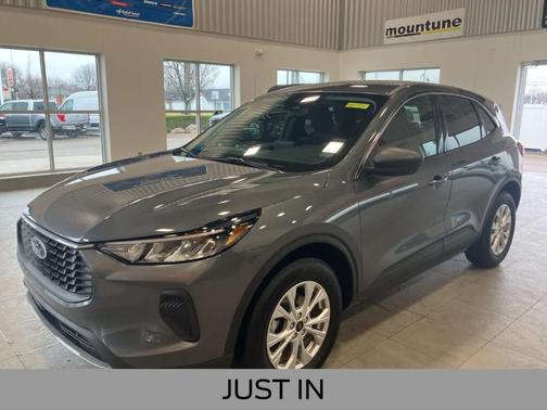Carbonized Gray Metallic 2023 Ford Escape Active