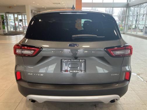 Carbonized Gray Metallic 2023 Ford Escape Active