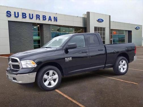 2024 RAM 1500 Classic SLT