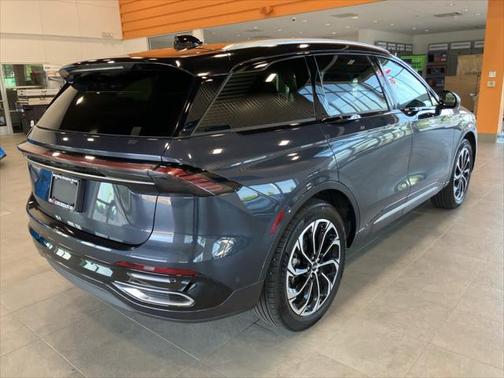 2024 Lincoln Nautilus Reserve