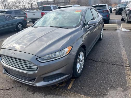2013 Ford Fusion SE