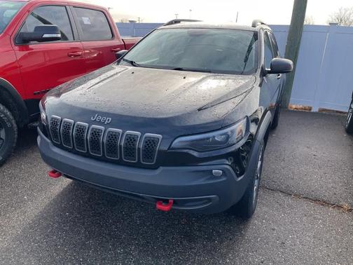 2020 Jeep Cherokee Trailhawk