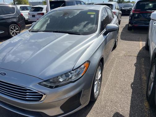 2020 Ford Fusion SE