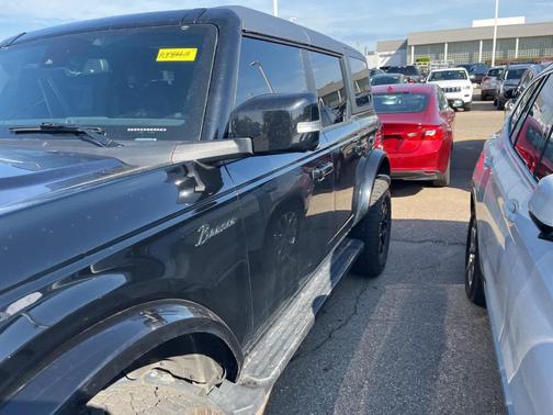 2023 Ford Bronco Outer Banks