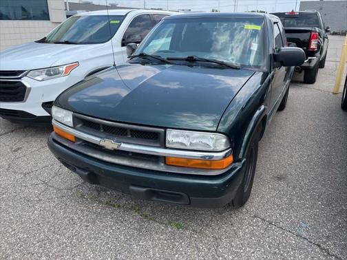 2003 Chevrolet S-10 LS