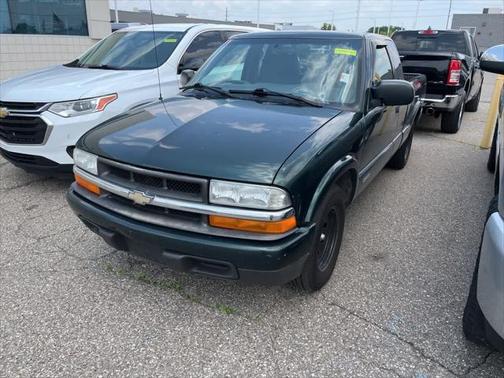 2003 Chevrolet S-10 LS
