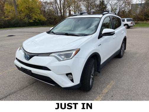 2017 Toyota RAV4 Hybrid XLE