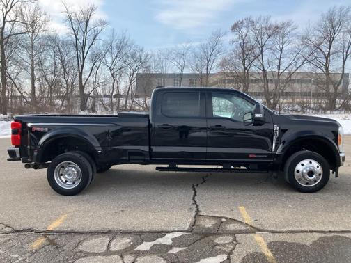 2023 Ford F-450 XLT