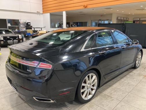 2015 Lincoln MKZ Hybrid Base
