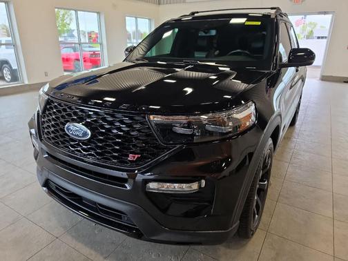 Agate Black Metallic 2023 Ford Explorer ST