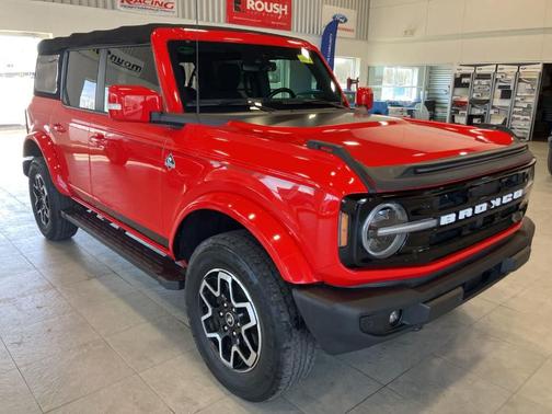 Race Red 2023 Ford Bronco Outer Banks