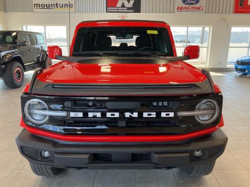 Race Red 2023 Ford Bronco Outer Banks