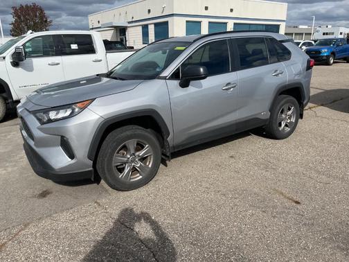 2022 Toyota RAV4 Hybrid LE
