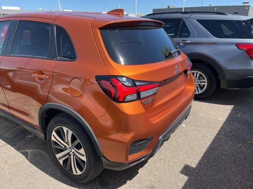 2024 Mitsubishi Outlander Sport SE