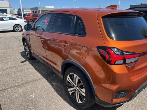 2024 Mitsubishi Outlander Sport SE