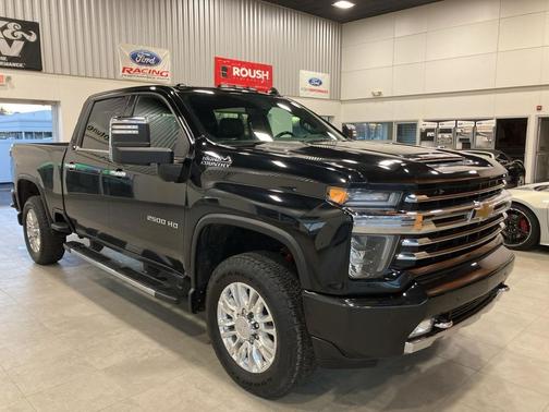 2022 Chevrolet Silverado 2500 High Country