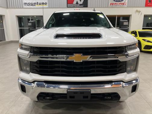 2024 Chevrolet Silverado 2500 LT