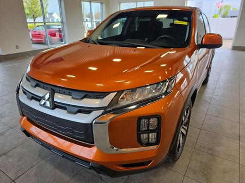 Sunshine Orange Metallic 2020 Mitsubishi Outlander Sport ES