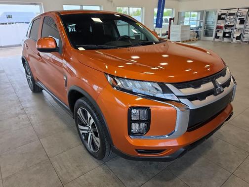 Sunshine Orange Metallic 2020 Mitsubishi Outlander Sport ES