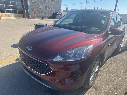 2021 Ford Escape SE